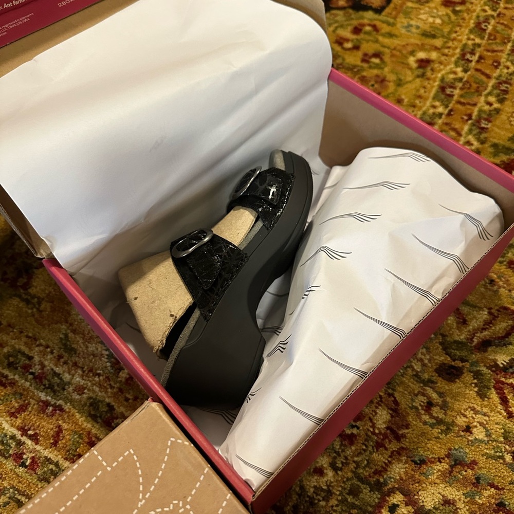 Dansko Women’s Sophie Slide Sandal black Suede 36 5.5-6 us